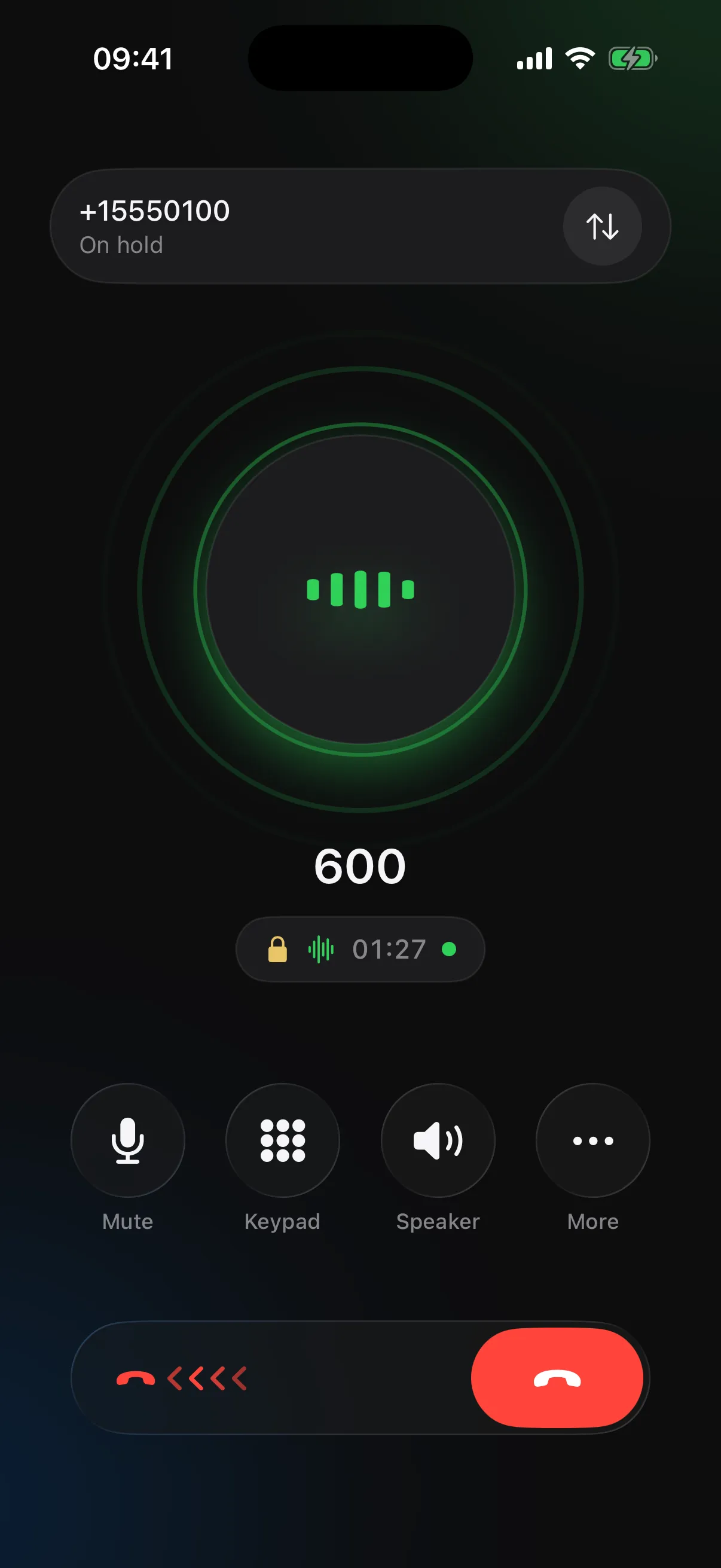 Tellvo.app with one call on hold and another active